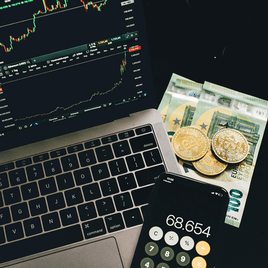 Eryxavin équipe d'experts en investissement cryptographique